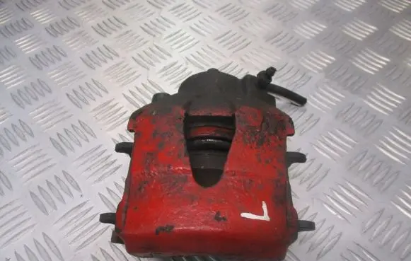 Volkswagen Polo IV 9N3 Front brake caliper