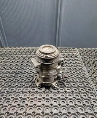 Chrysler Grand Voyager V Air conditioning (A/C) compressor (pump) 10SR17C MC447260