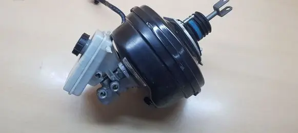 BMW X4 F26 Brake booster 6871462 7601021