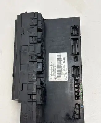Mercedes-Benz E W211 Fuse module 2115455301 5DK00804727