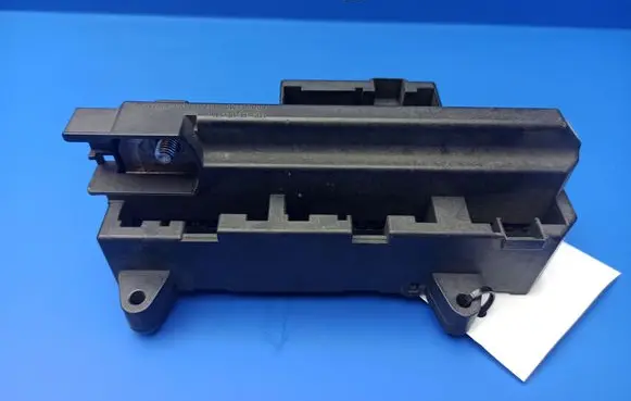 BMW 7 E65 E66 Fuse module 6900583 10688710 6113690058301