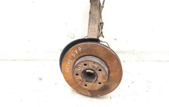 Volkswagen Touareg II Front wheel hub