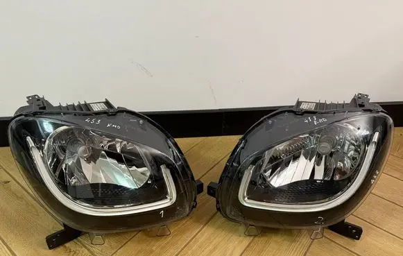 Smart ForTwo III C453 Headlight/headlamp A4539064601 A4539064501