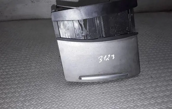 Audi A6 S6 C6 4F Ashtray (front) 4F1857951C