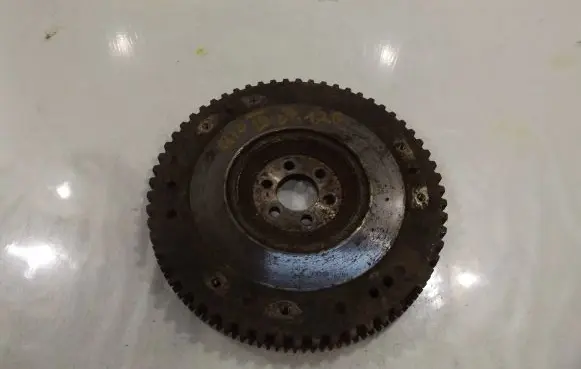 Renault Clio III Flywheel