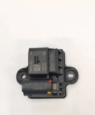 Mercedes-Benz E W212 Glow plug pre-heat relay A6519000900 11318000741