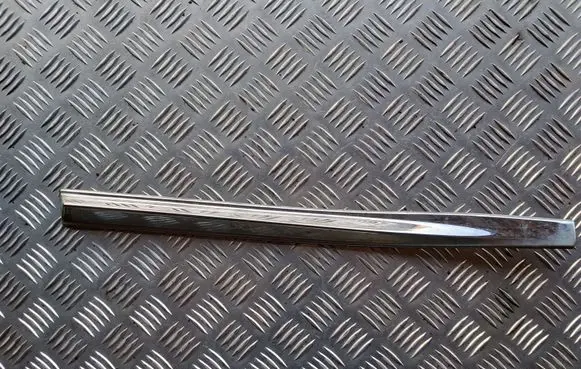 Nissan Juke I F15 Rear door trim (molding) KE7601KA00