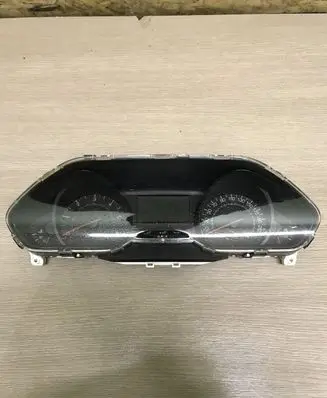 Peugeot 208 Speedometer (instrument cluster) 769317790U