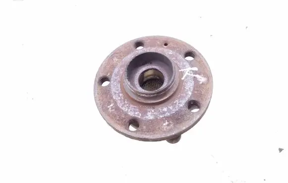 Skoda Yeti (5L) Rear wheel hub