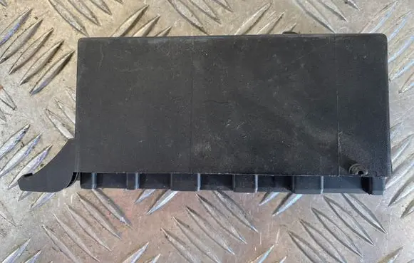 Mercedes-Benz C W202 Light module LCM 2025420432 350065 00M02