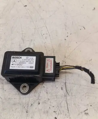 Mercedes-Benz A W169 ESP acceleration yaw rate sensor A0035420318 0033630