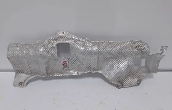 Mitsubishi ASX Exhaust heat shield 