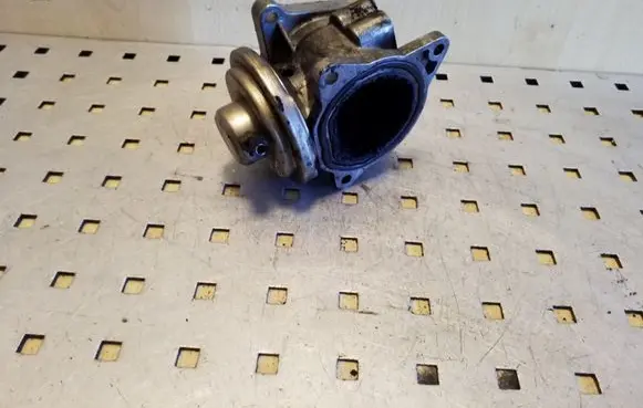 Audi A3 S3 8L EGR valve 038131501S