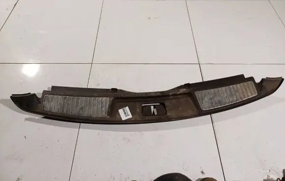Opel Insignia A Other trunk/boot trim element 13222434
