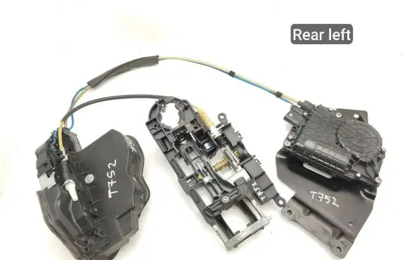BMW 6 F06 Gran coupe Rear door lock 4153310700