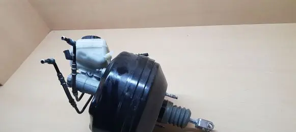 BMW 4 F32 F33 Brake booster 6798422 7851569