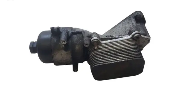 Ford Fiesta Oil filter mounting bracket 