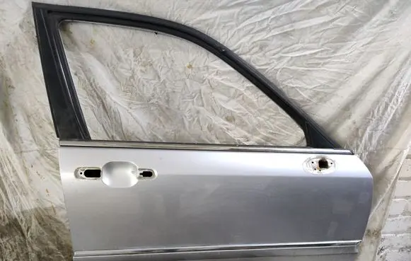 Honda Legend III KA9 Front door
