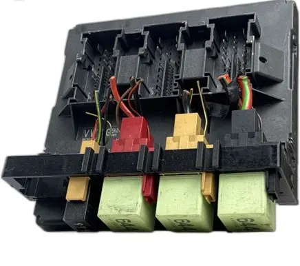 Volkswagen Golf VI Fuse box set