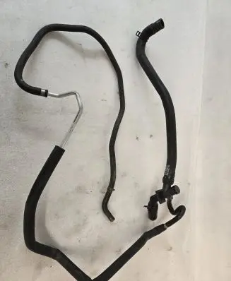 Mercedes-Benz GLE (W166 - C292) Engine coolant pipe/hose A1668304000