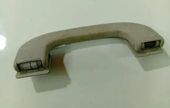 Mercedes-Benz A W169 Front interior roof grab handle A1698100151 A169810-0151