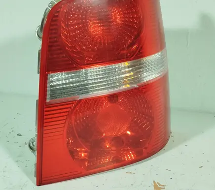 Volkswagen Touran I Rear/tail lights 1T0945258D