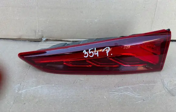 Hyundai Kona I Tailgate rear/tail lights 92404