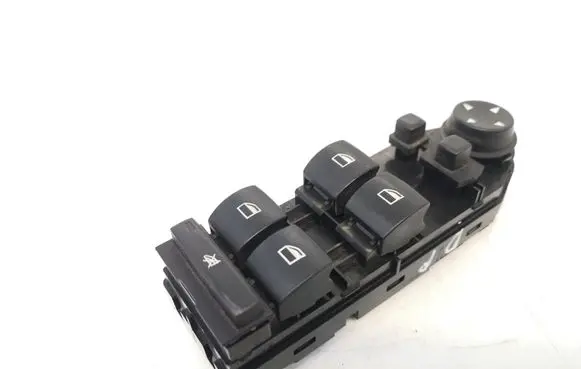 BMW 5 E60 E61 Electric window control switch 6939114