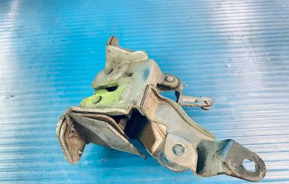 Toyota Previa (XR30, XR40) II Sliding door lock 6938028060