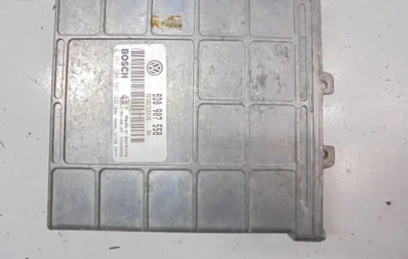 Volkswagen PASSAT B5 Engine control unit/module ECU 8D0907558