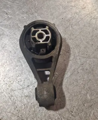 Mini Cooper Countryman R60 Engine mount bracket 9806995