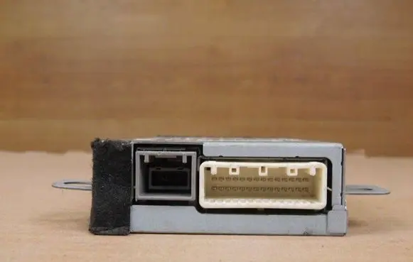 Mitsubishi Outlander Bluetooth control unit module 8750A282