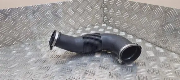 Audi Q7 4L Air intake hose/pipe 4L0129628E