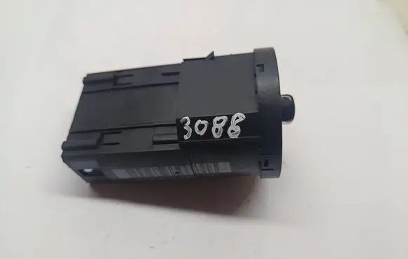 Skoda Octavia Mk1 (1U) Light switch 3B0941531C 04052003 G1CK1172K