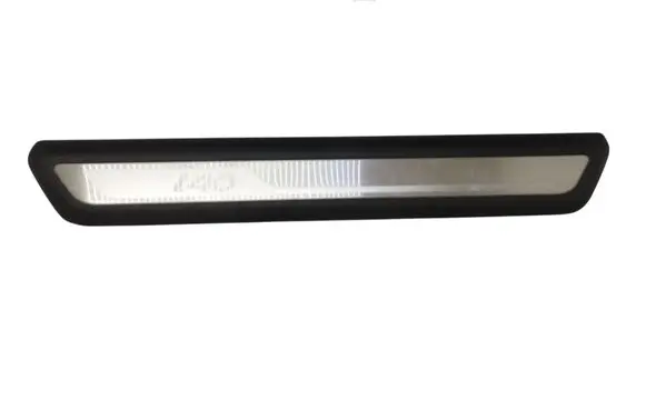 Hyundai i40 Front sill trim cover 858733Z100