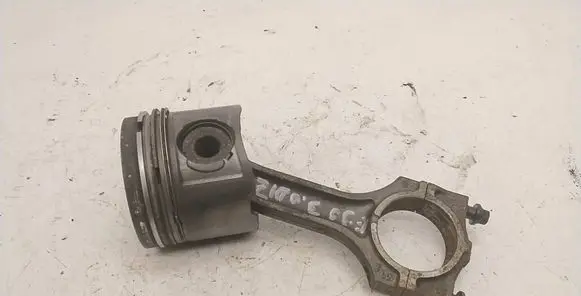 BMW 5 E39 Piston 83950
