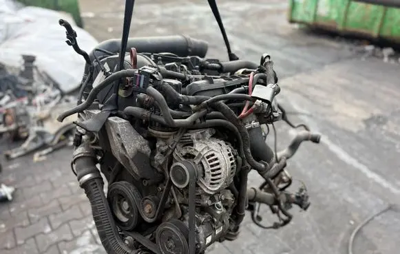 Skoda Yeti (5L) Engine 06H103021L
