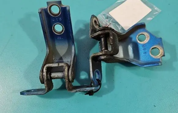 Suzuki Celerio Front door hinge set IMPRK1588002