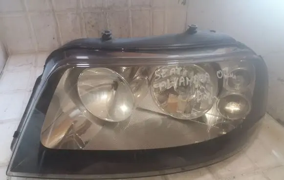 Seat Alhambra (Mk1) Headlight/headlamp 0301182611 7M8941015M