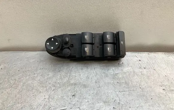 Electric window control switch
