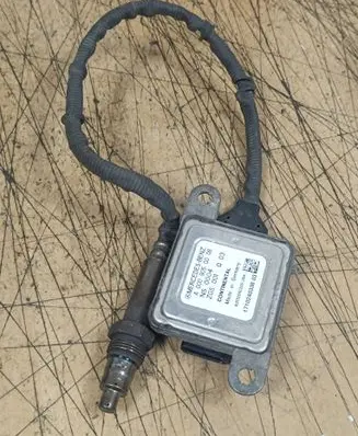 Mercedes-Benz Sprinter W906 Lambda probe sensor A0009050008