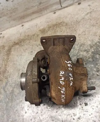 Volvo S60 Turbo 8653146 GT2052V