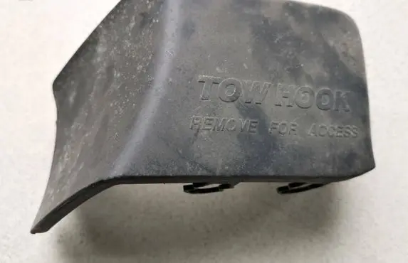 Front bumper splitter molding