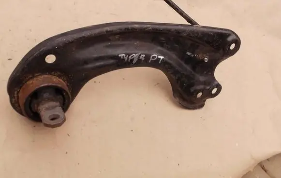 Honda Civic X Rear control arm 1243214