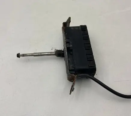 Volvo S80 Headlight wiper motor 