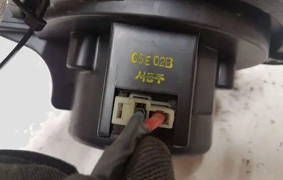KIA Carens I Heater fan/blower 05E02B 5E02