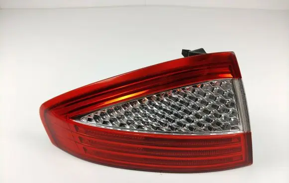 Ford Mondeo MK IV Rear/tail lights 7S7113405A