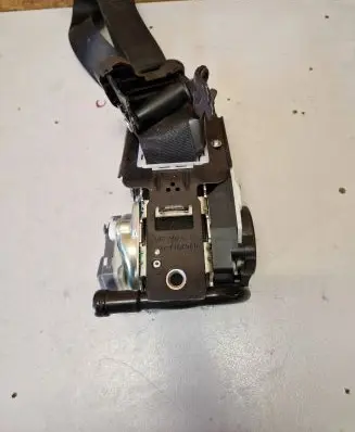 Mercedes-Benz E C207 W207 Front seatbelt 620020300 307888199AA 616988700C