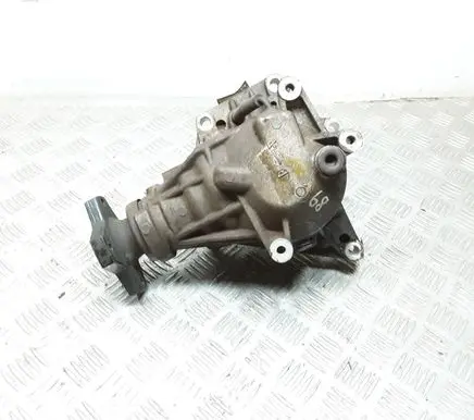 Gearbox transfer box case
