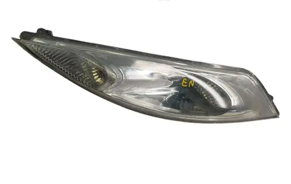 Nissan Juke I F15 Headlight/headlamp 14492